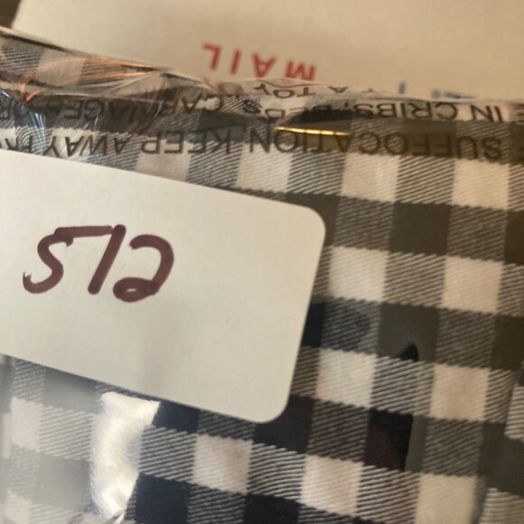 Womens Ann Taylor Gingham Capri Pants 10 Black White Cotton Spandex - Picture 7 of 7